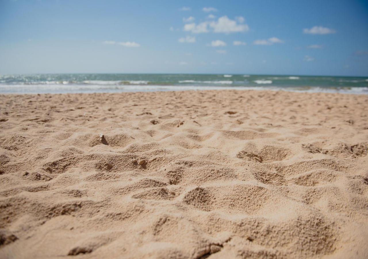 Flat Guarajuba Beira Da Praia Pe Na Areia Eksteriør billede